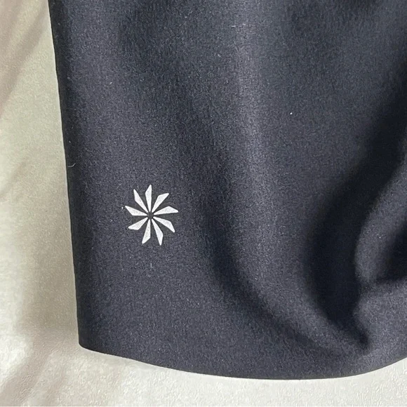 Athleta Black Crossroads High Rise Featherweight Athletic Shorts Women’s Size XS - Picture 11 of 11